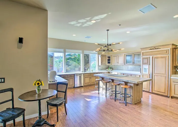 Mtn View! Group-friendly Getaway In Holiday home Fountain Hills